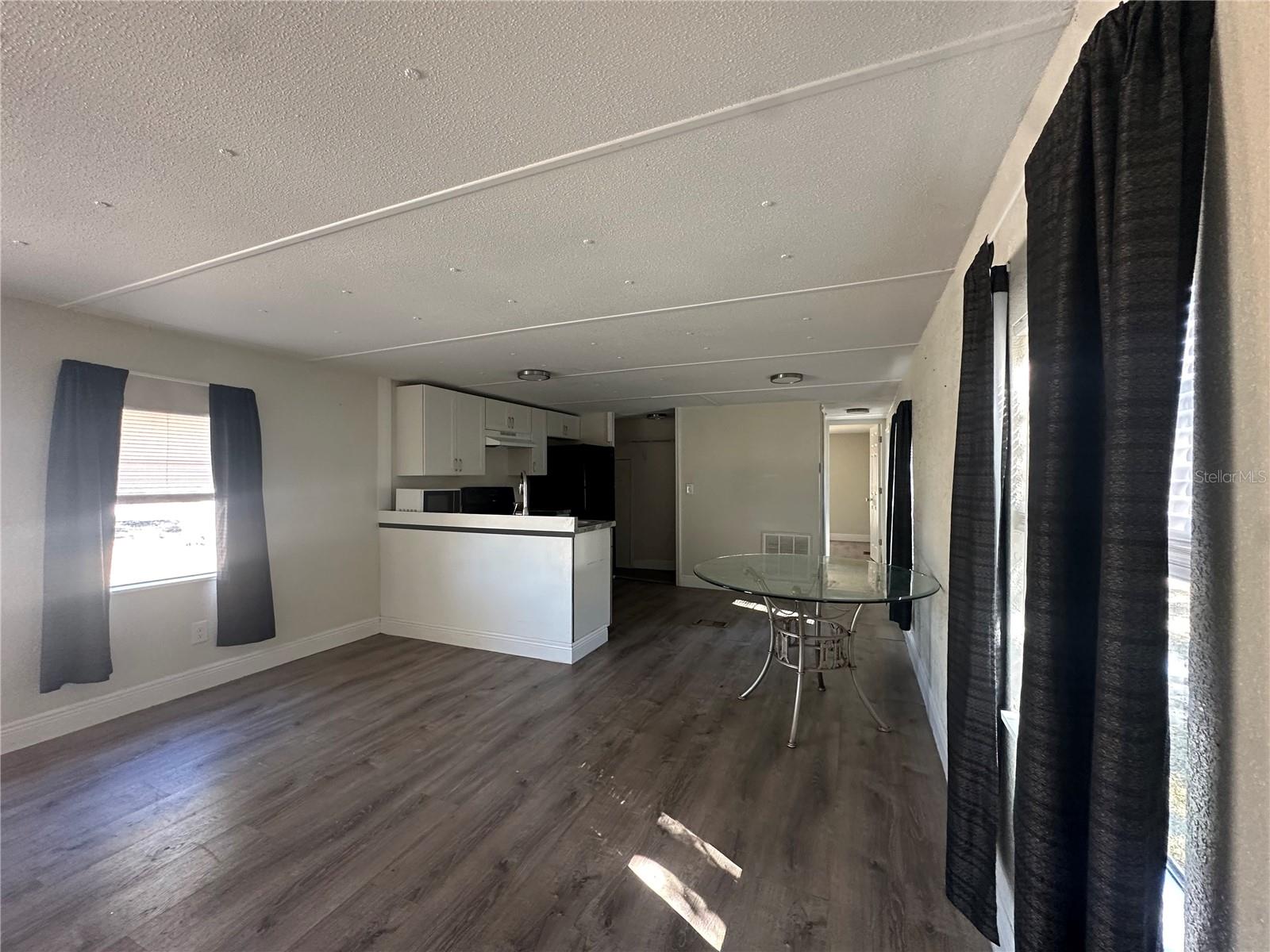 Image 4 of 8 For 2674 Chuck Wagon Way