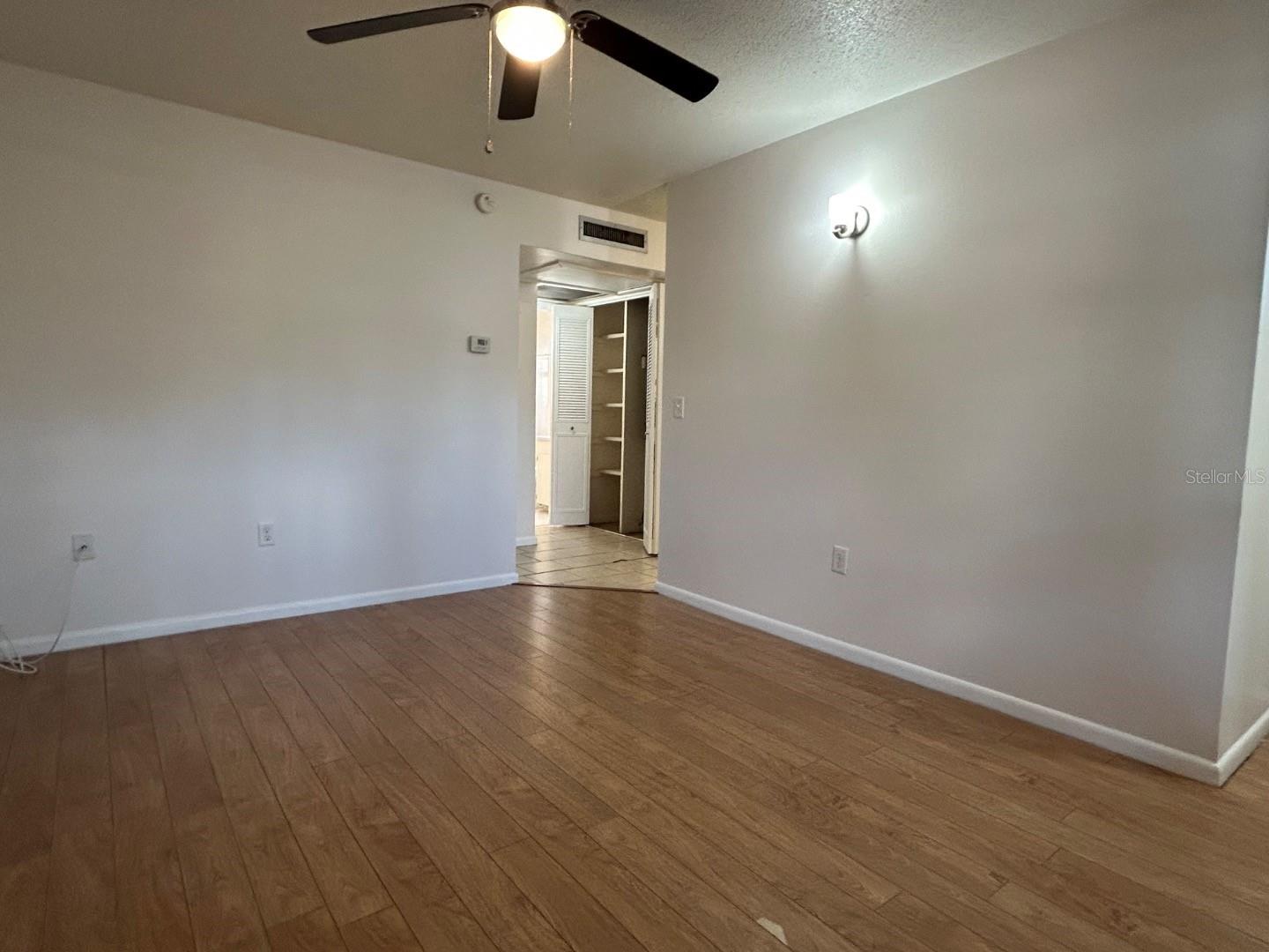 Image 3 of 6 For 710 Avenue C Sw 5a