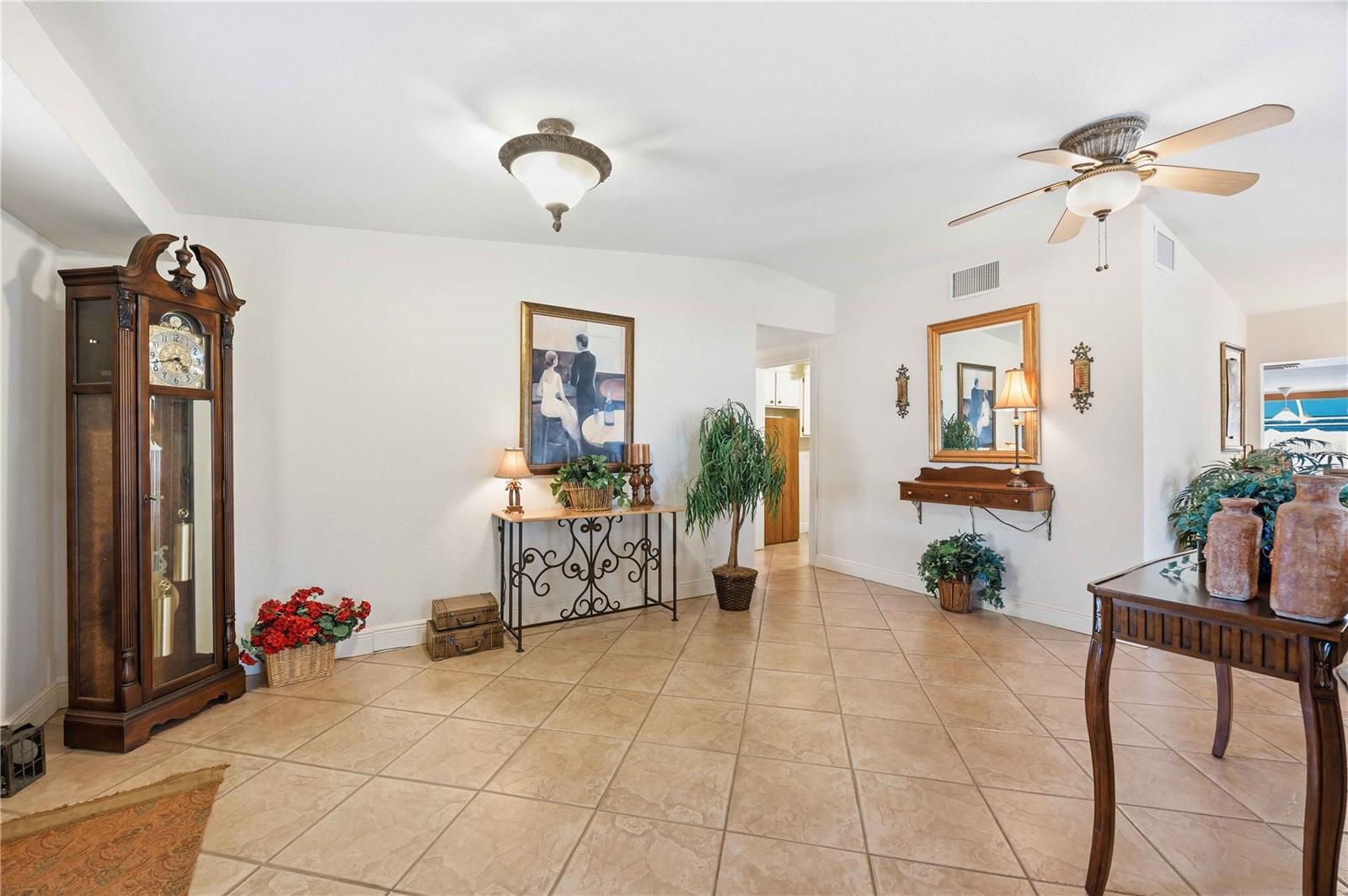 Image 6 of 33 For 162 Hillside Drive