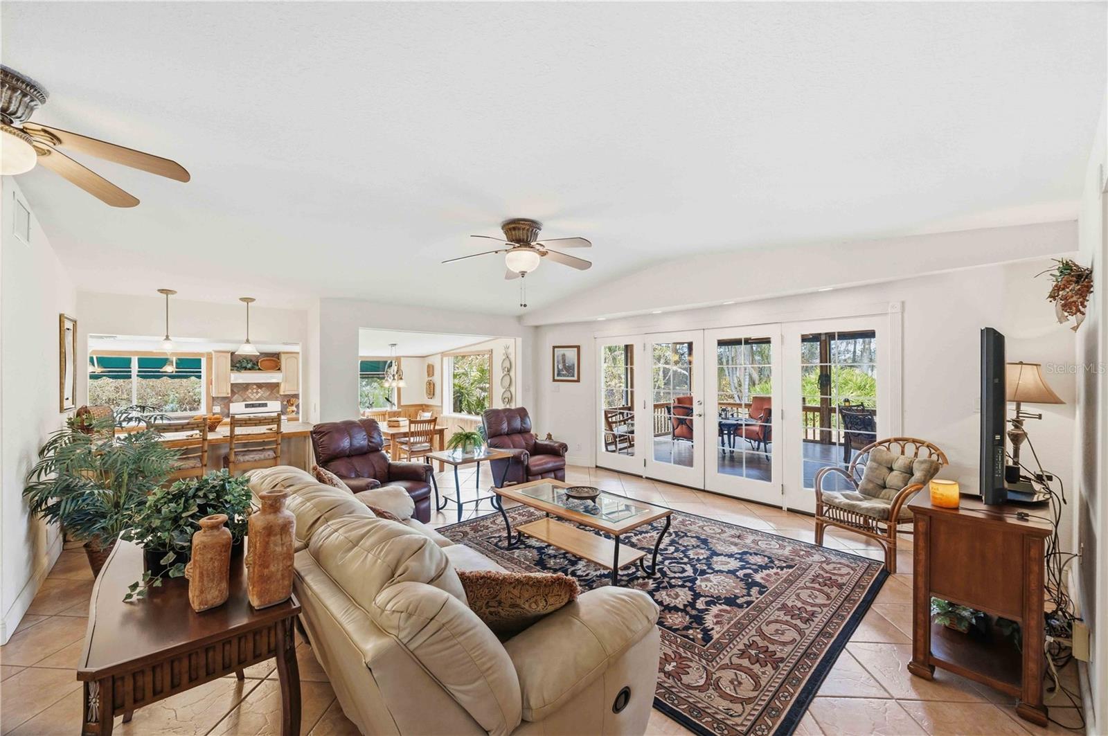 Image 8 of 33 For 162 Hillside Drive