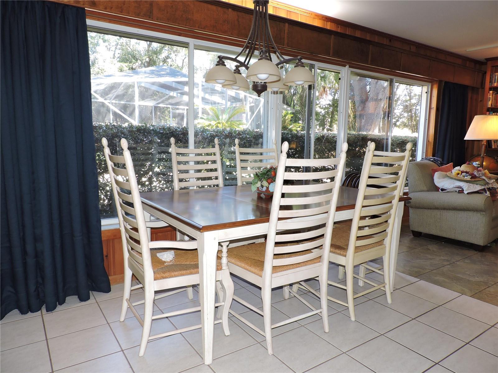 Image 13 of 51 For 1413 Highland Park Drive N