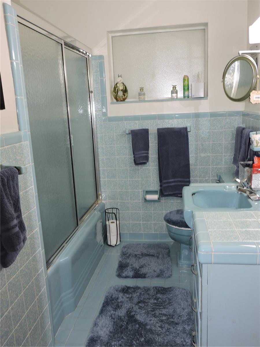 Image 25 of 51 For 1413 Highland Park Drive N