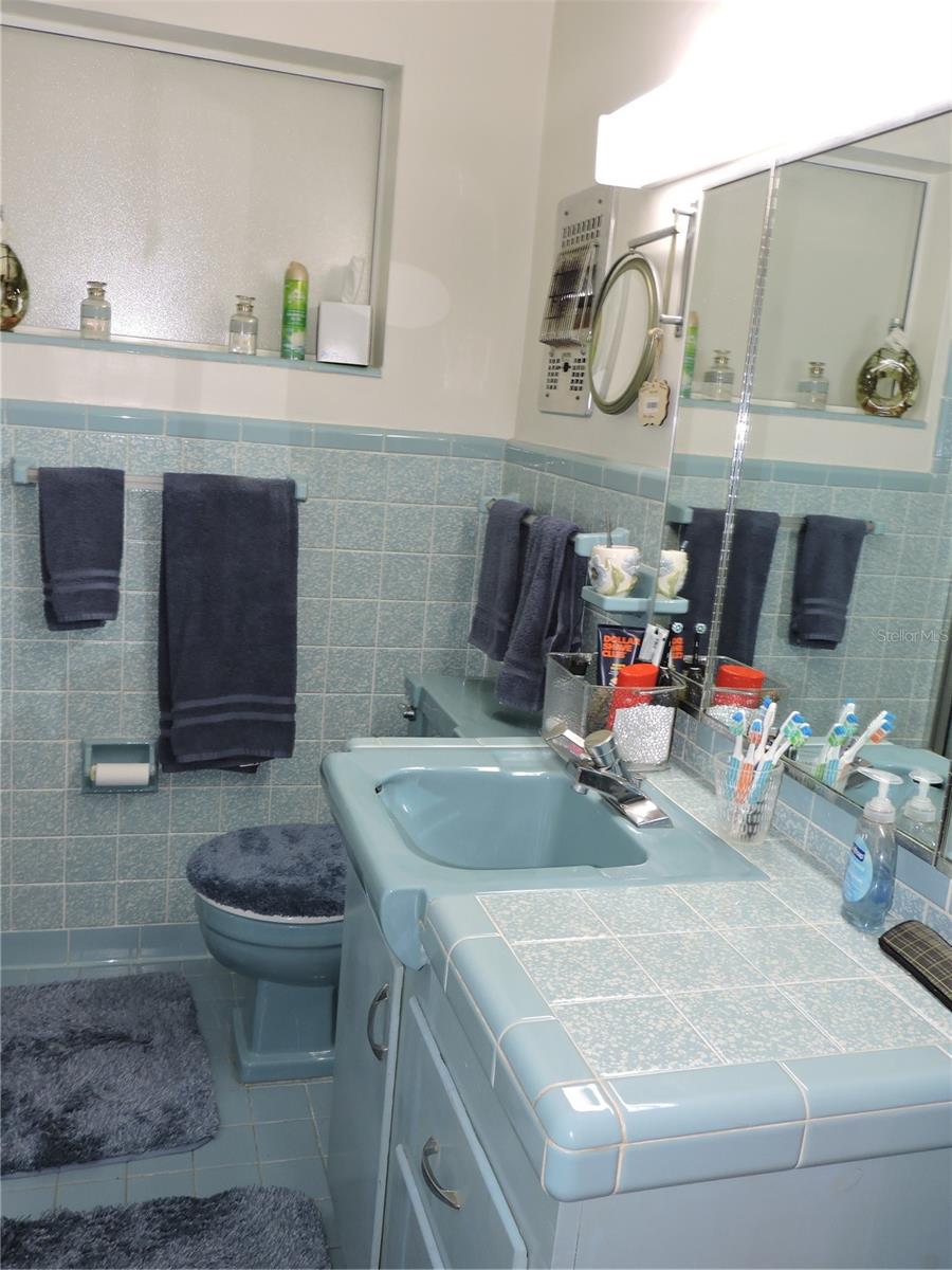 Image 26 of 51 For 1413 Highland Park Drive N