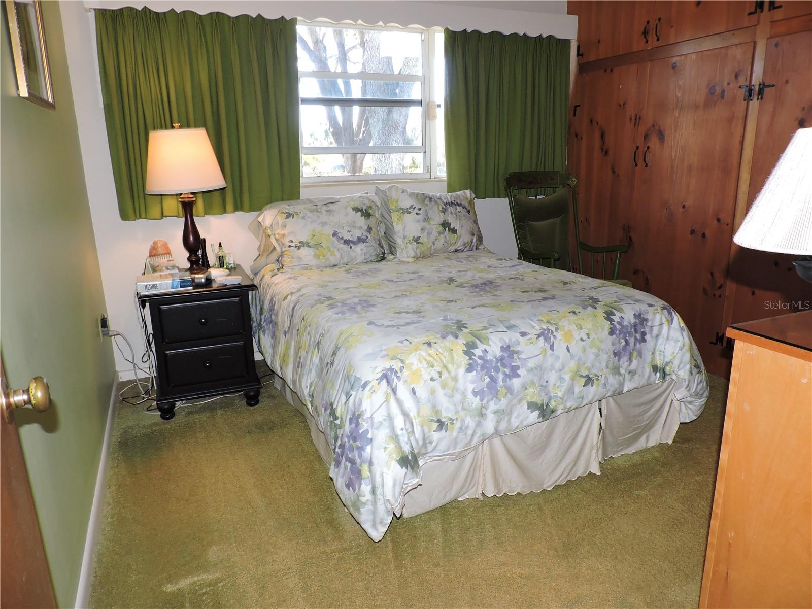 Image 27 of 51 For 1413 Highland Park Drive N