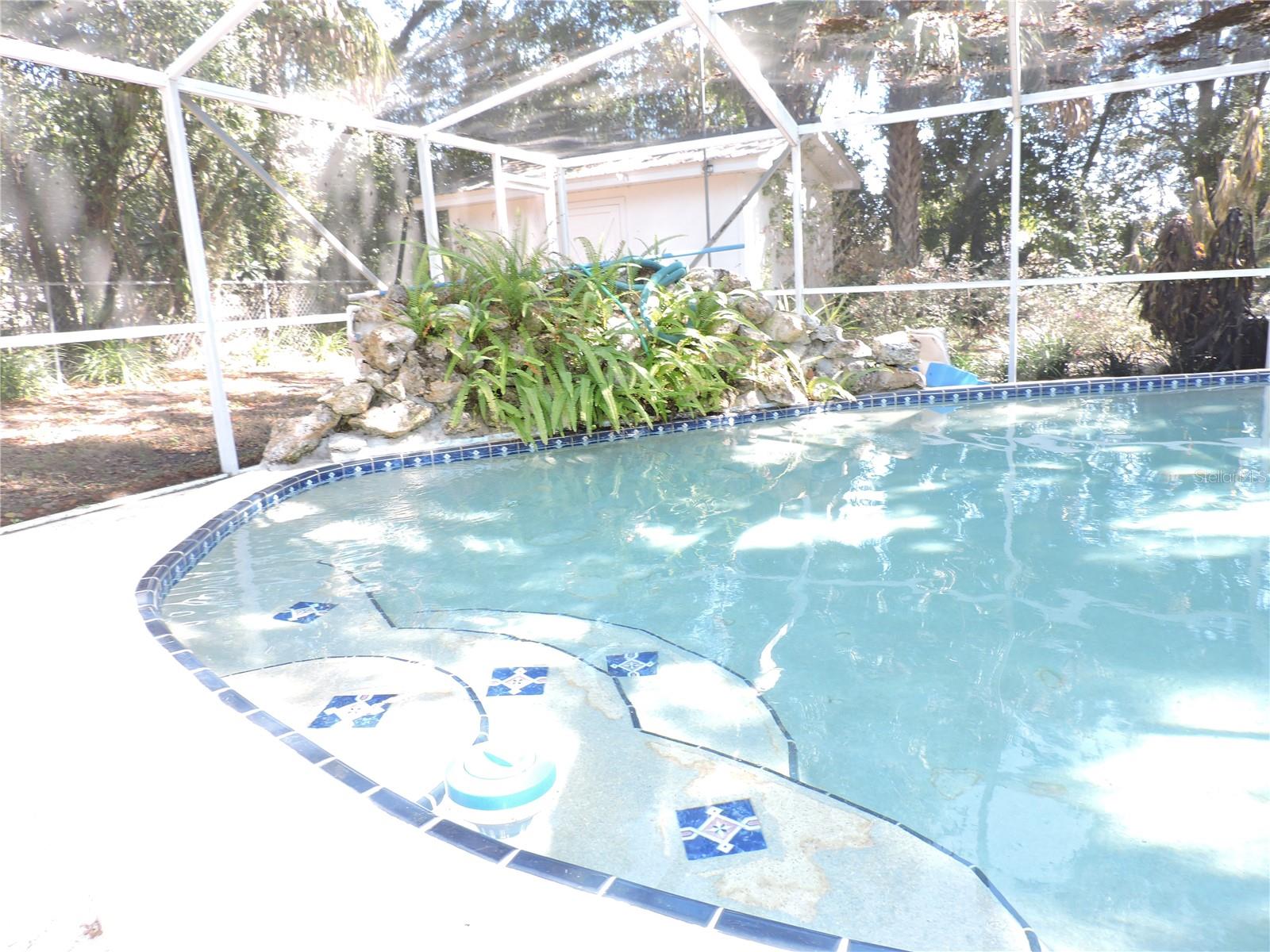 Image 44 of 51 For 1413 Highland Park Drive N