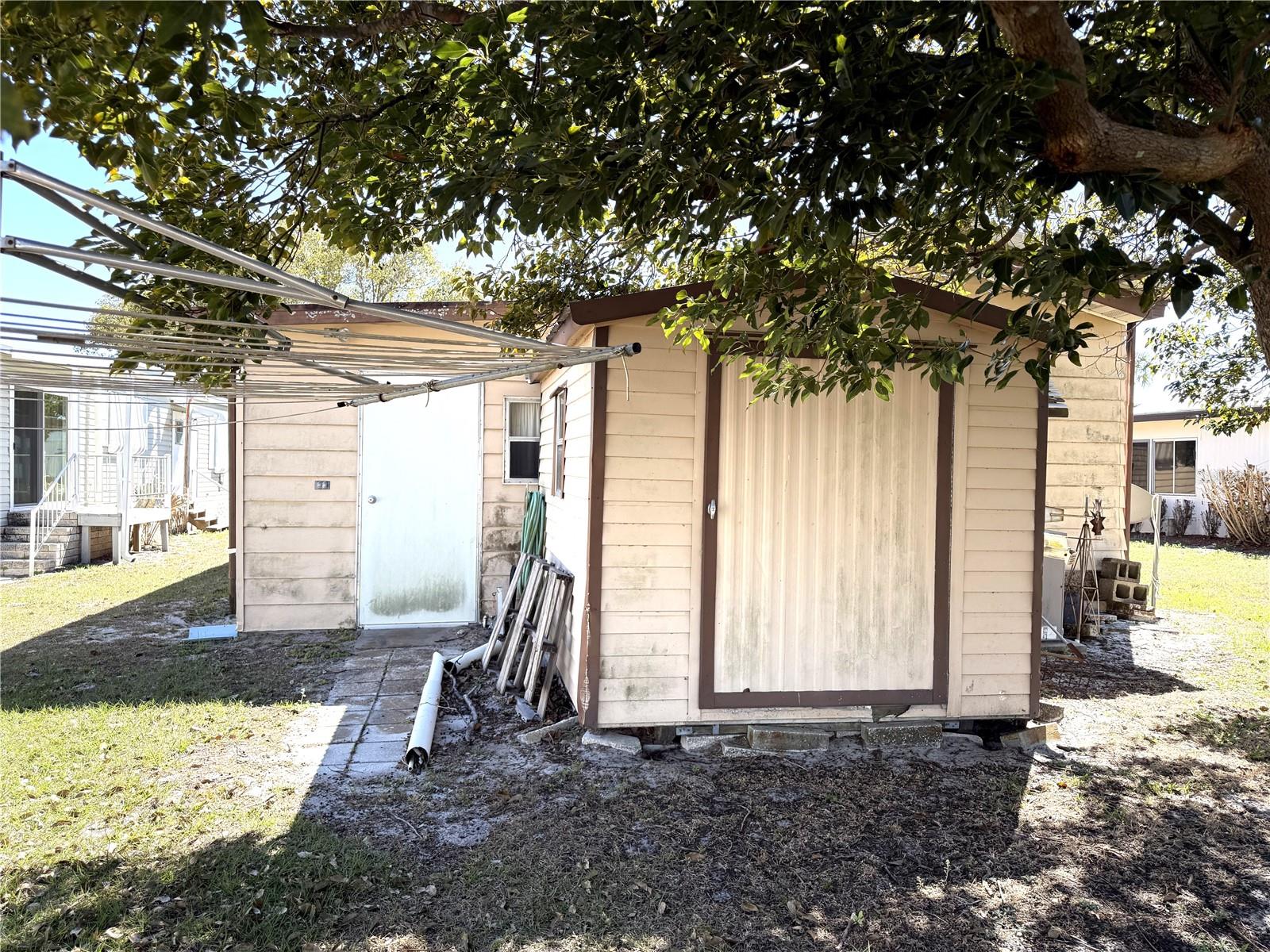 Image 11 of 12 For 9150 Lake Point Boulevard