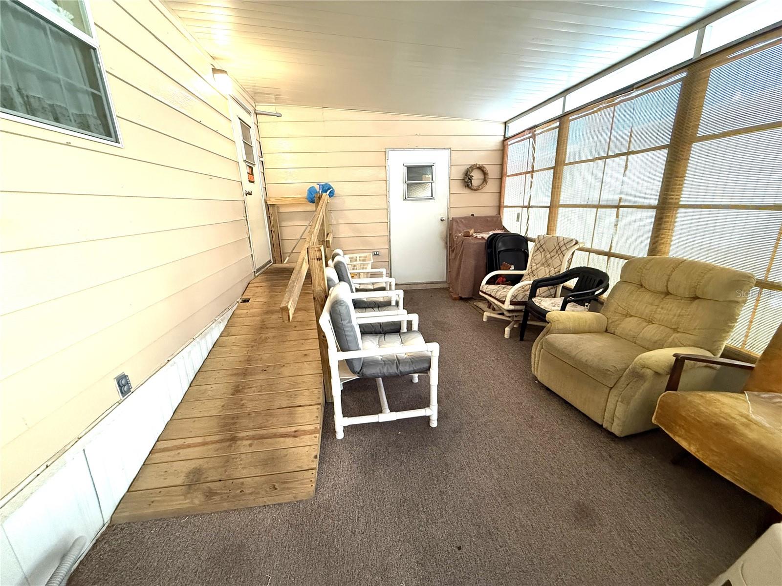 Image 9 of 12 For 9150 Lake Point Boulevard