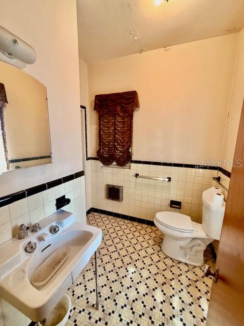 Image 19 of 44 For 811 State Road 60 E