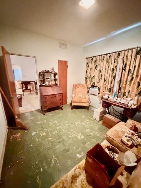 Image 24 of 44 For 811 State Road 60 E