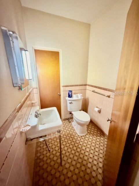 Image 9 of 44 For 811 State Road 60 E