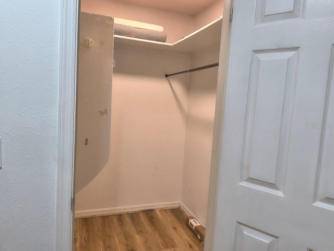 Image 21 of 39 For 8304 Waterview Way 8304