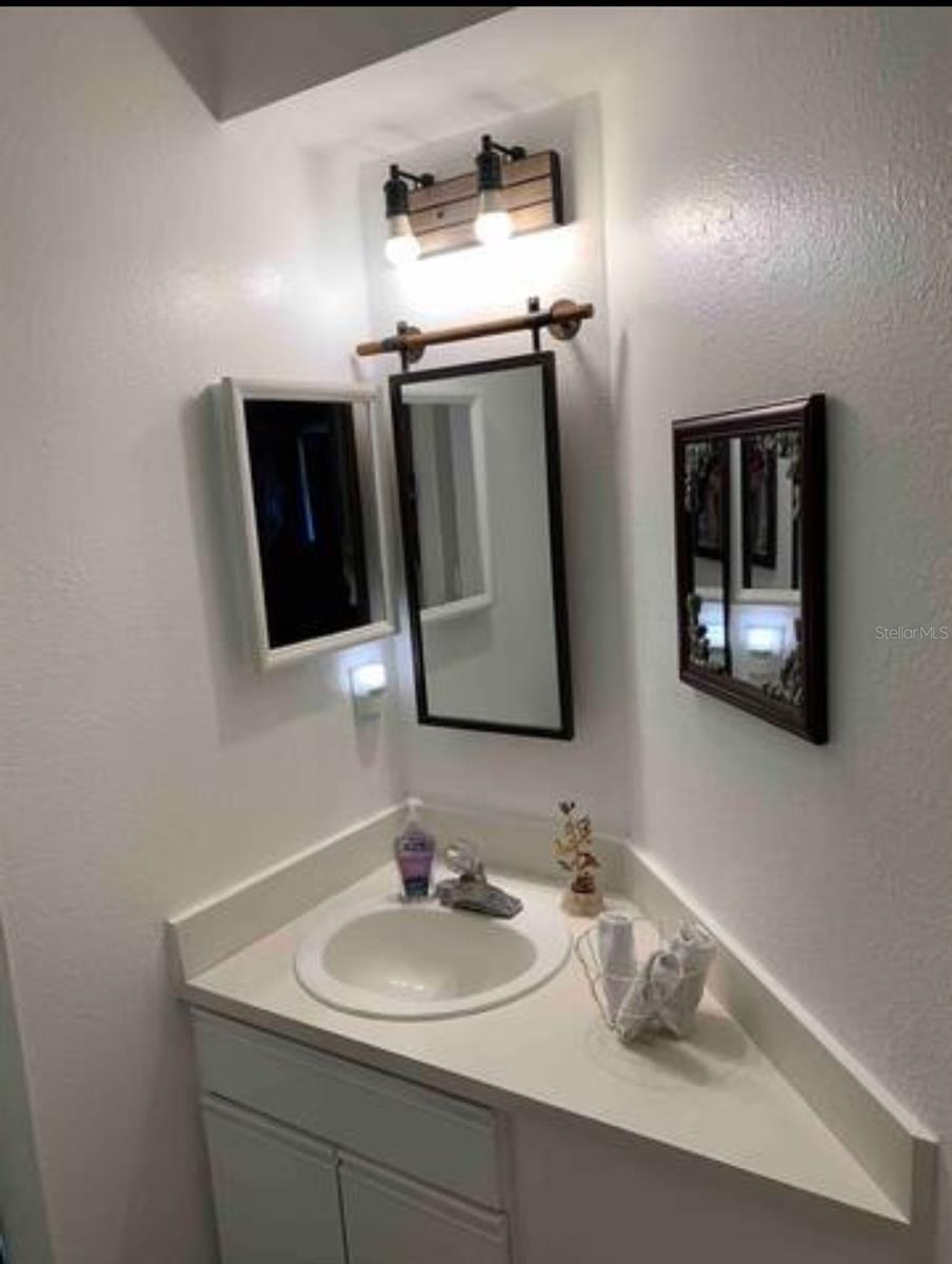 Image 32 of 39 For 8304 Waterview Way 8304