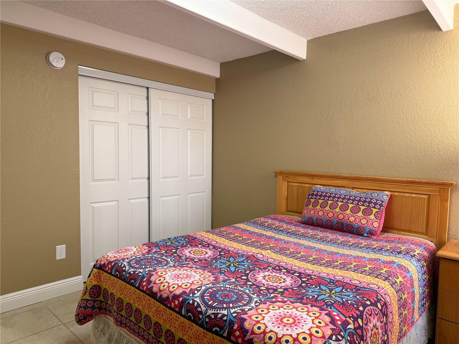 Image 14 of 20 For 1605 Club Circle 1605