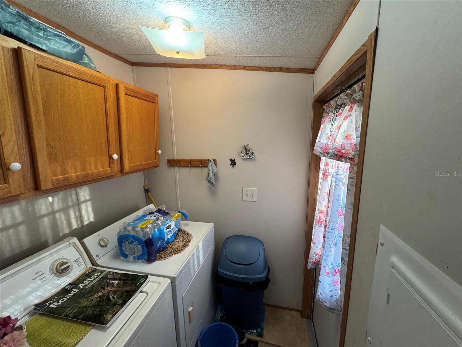 Image 18 of 19 For 320 8th Street