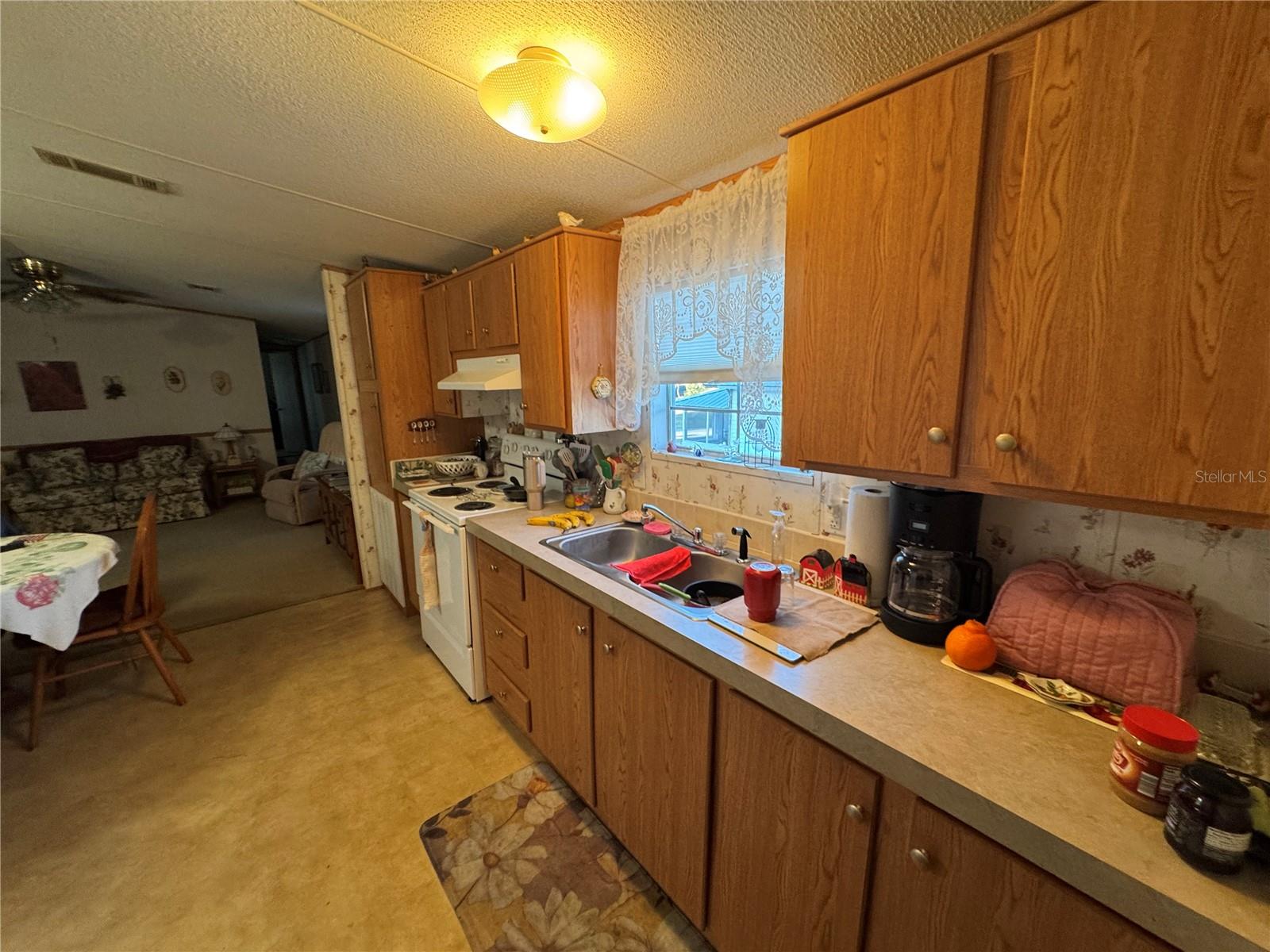 Image 9 of 19 For 320 8th Street