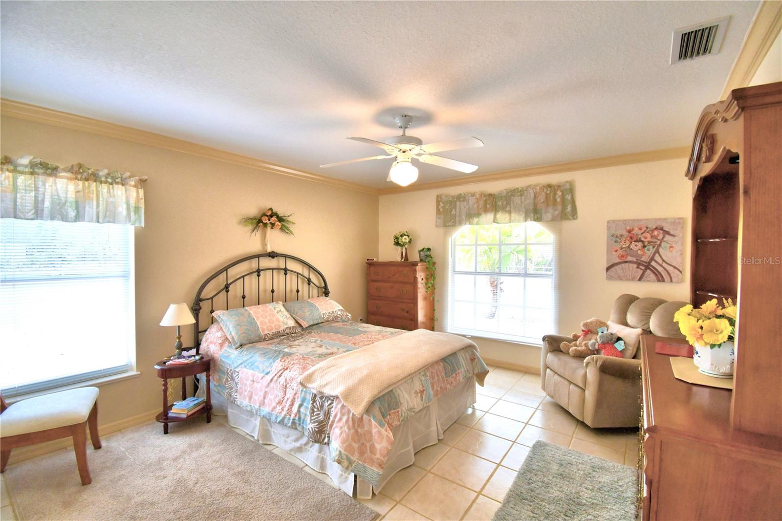 Image 22 of 48 For 23 Armadillo Road