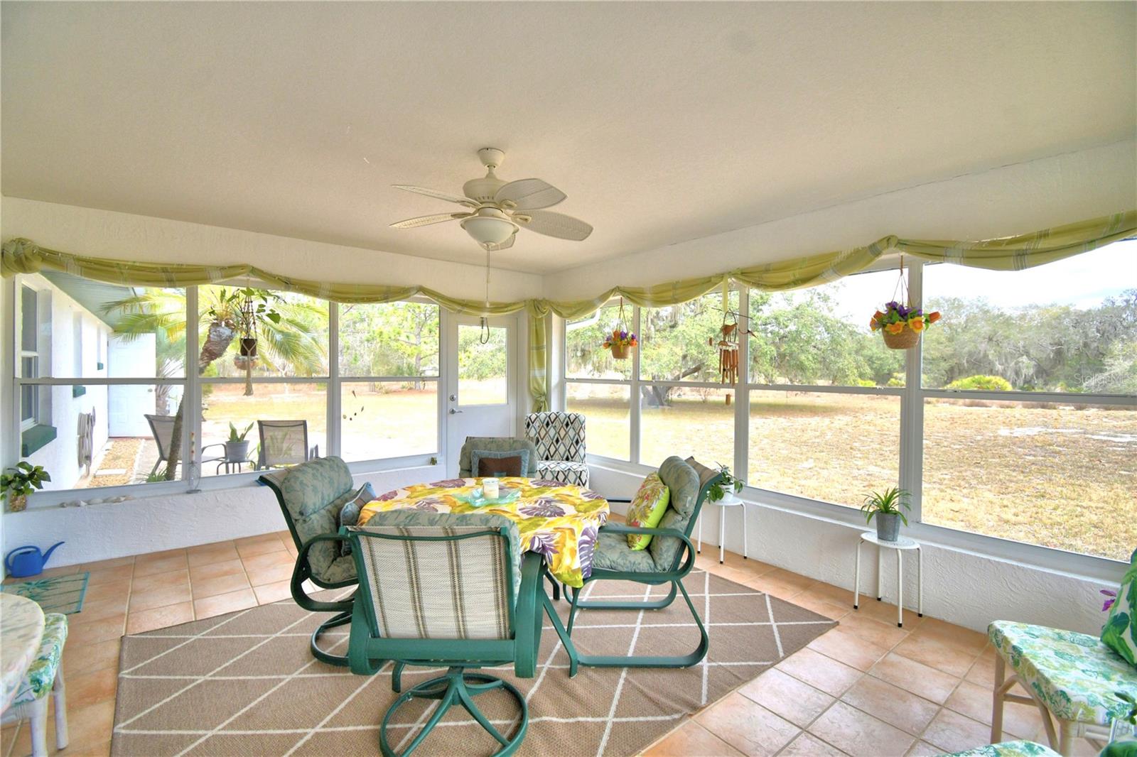 Image 30 of 48 For 23 Armadillo Road