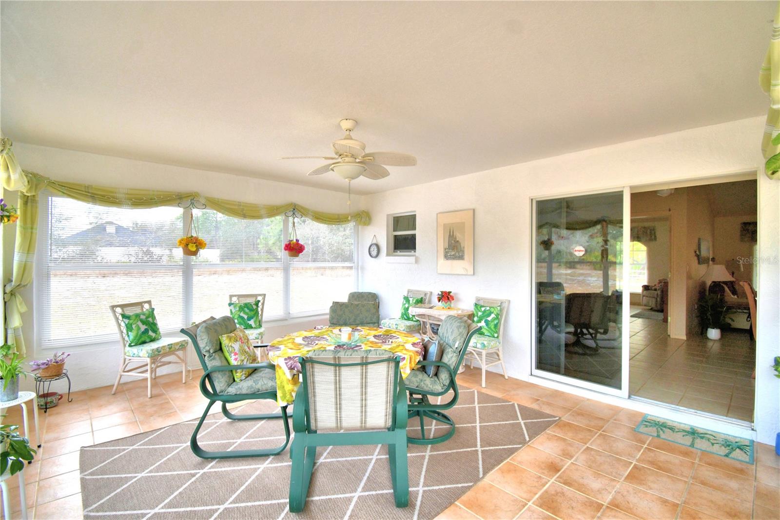 Image 32 of 48 For 23 Armadillo Road