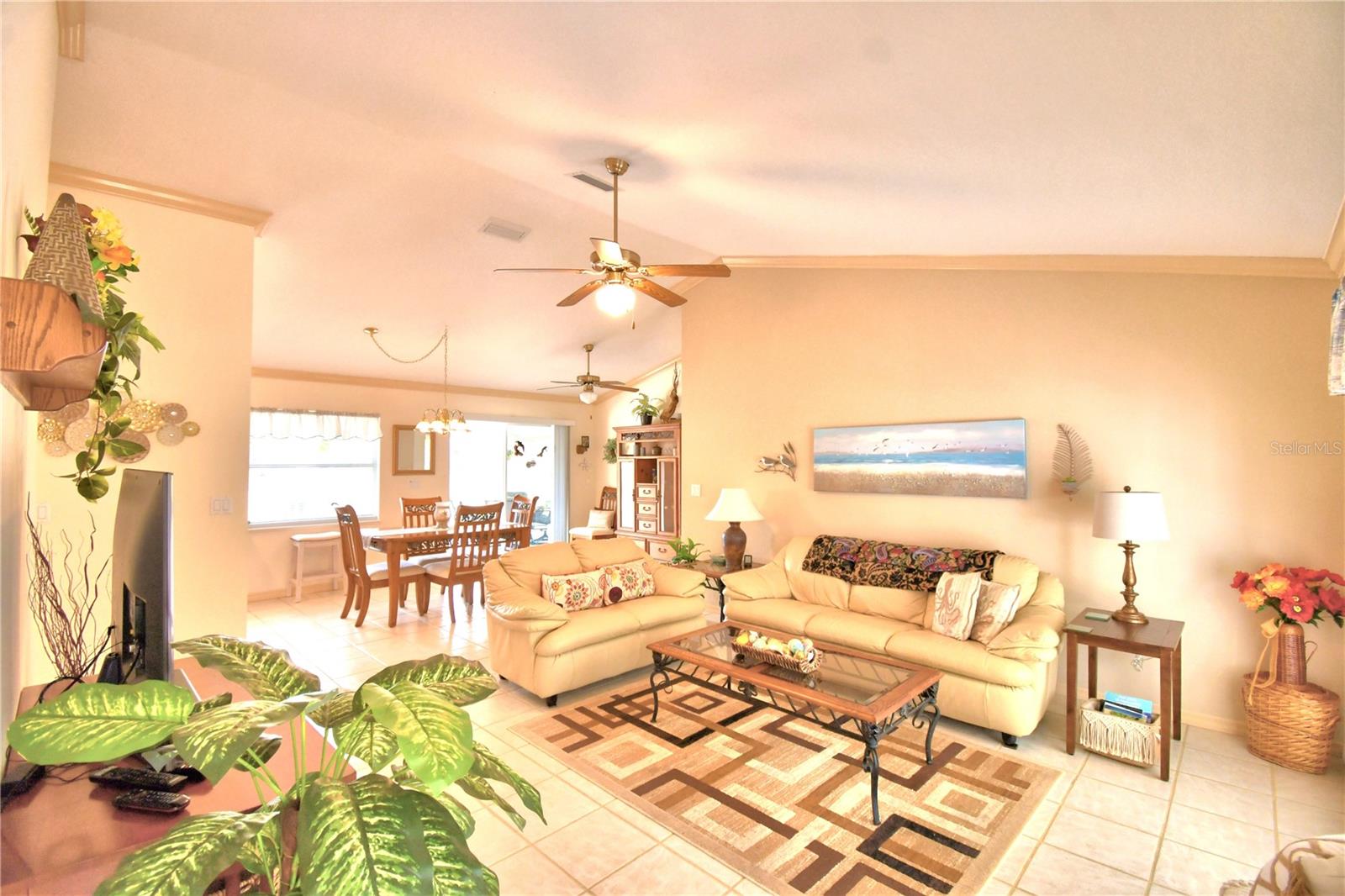 Image 7 of 48 For 23 Armadillo Road