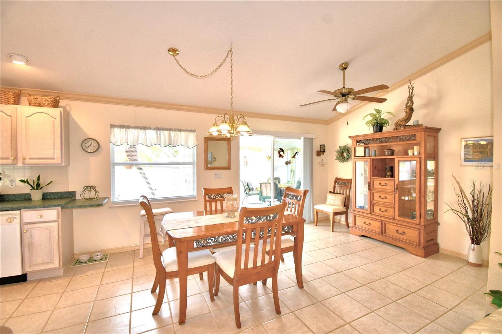 Image 8 of 48 For 23 Armadillo Road