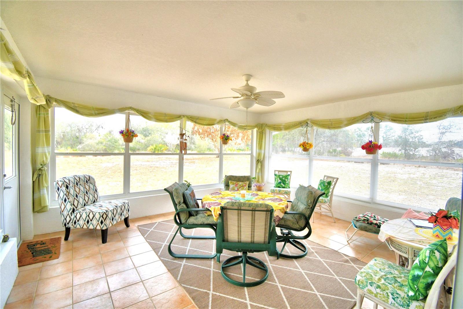 Image 9 of 48 For 23 Armadillo Road