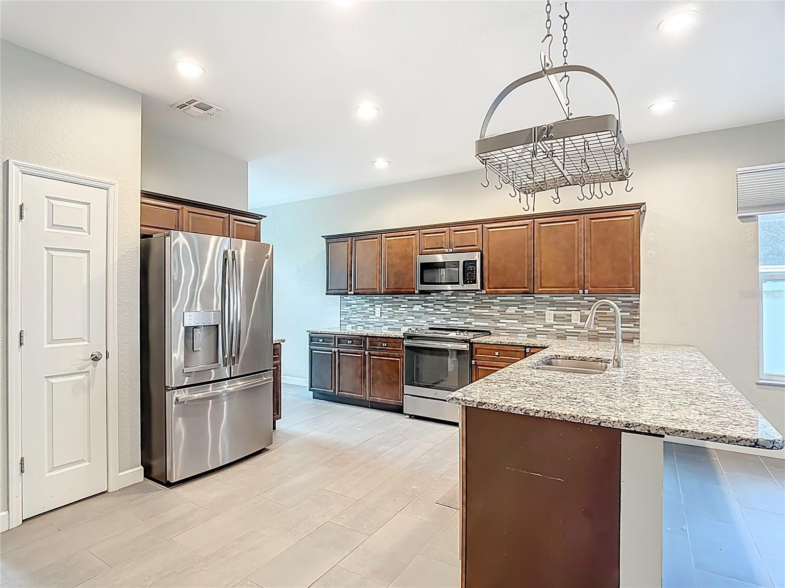 Image 10 of 59 For 1230 Bryn Mawr Avenue