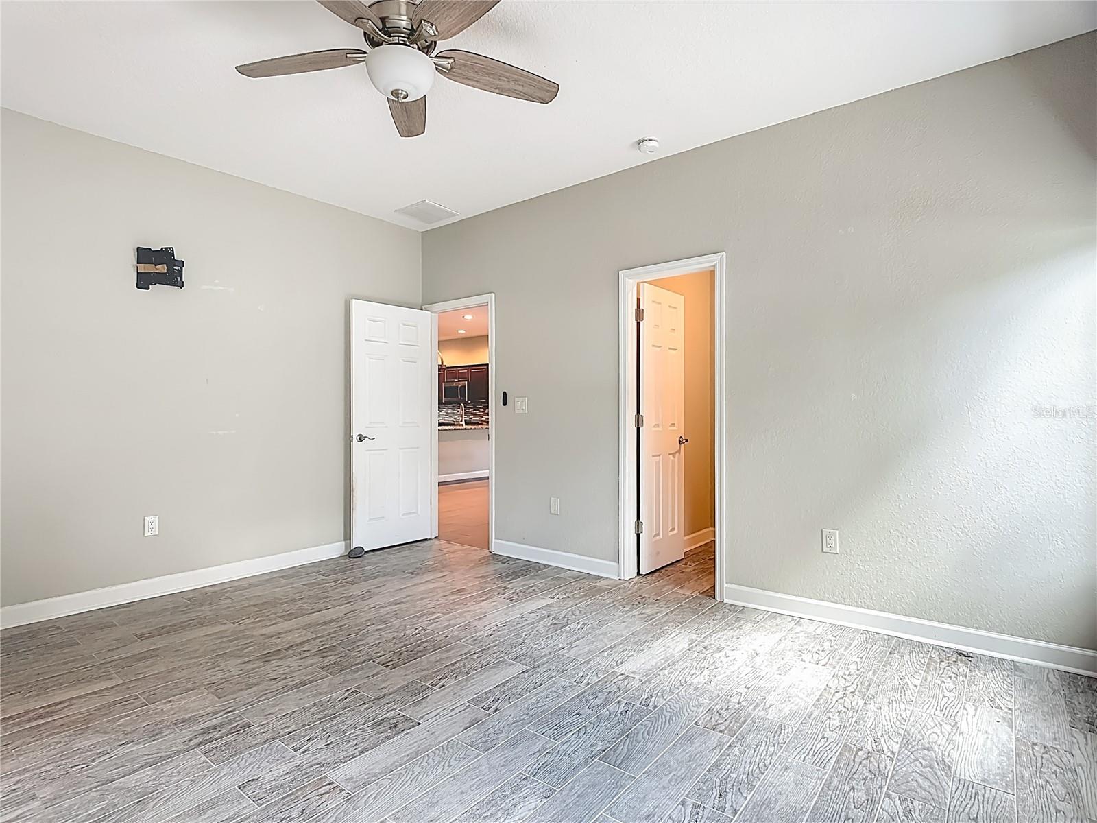 Image 17 of 59 For 1230 Bryn Mawr Avenue