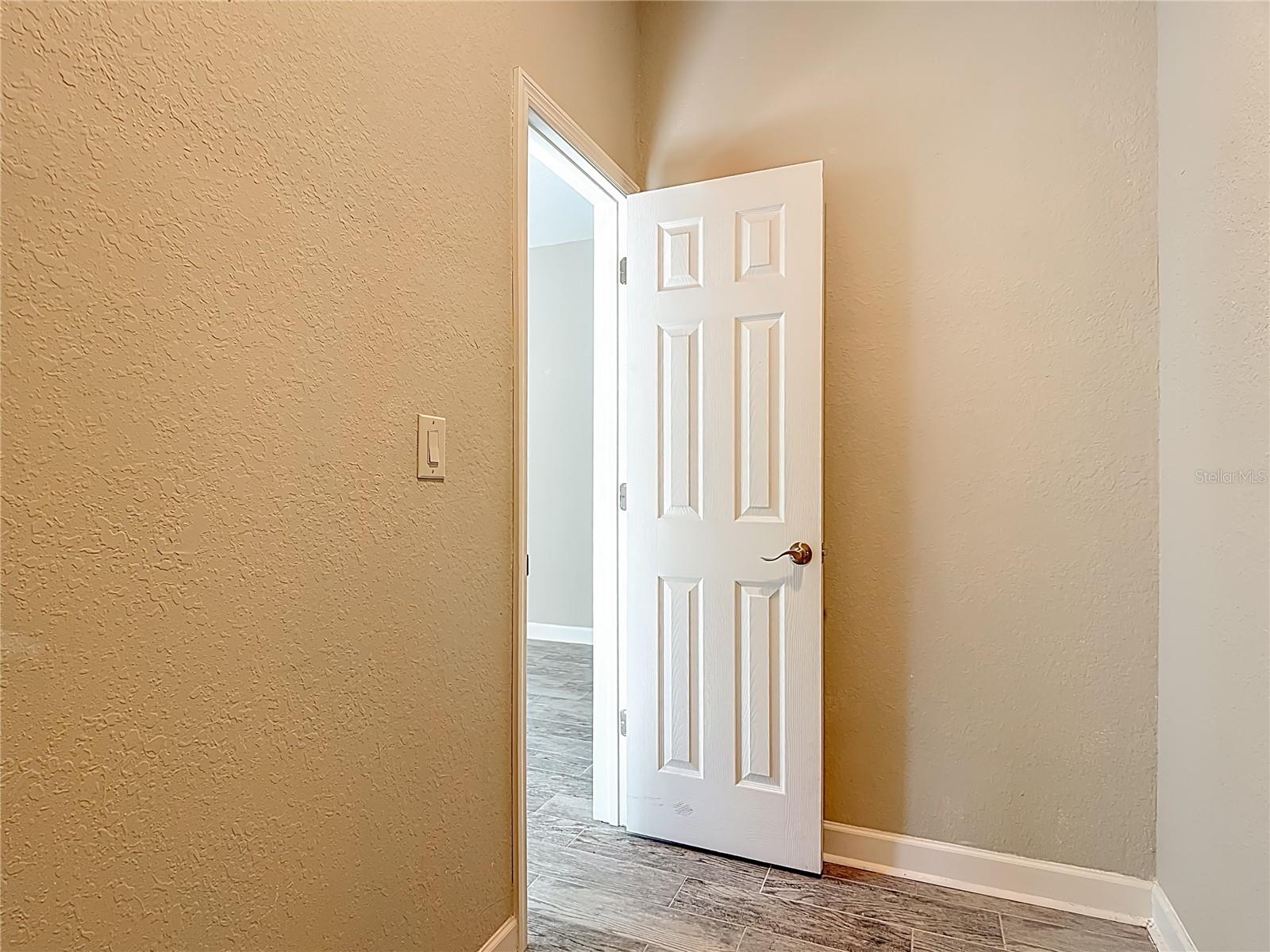 Image 22 of 59 For 1230 Bryn Mawr Avenue