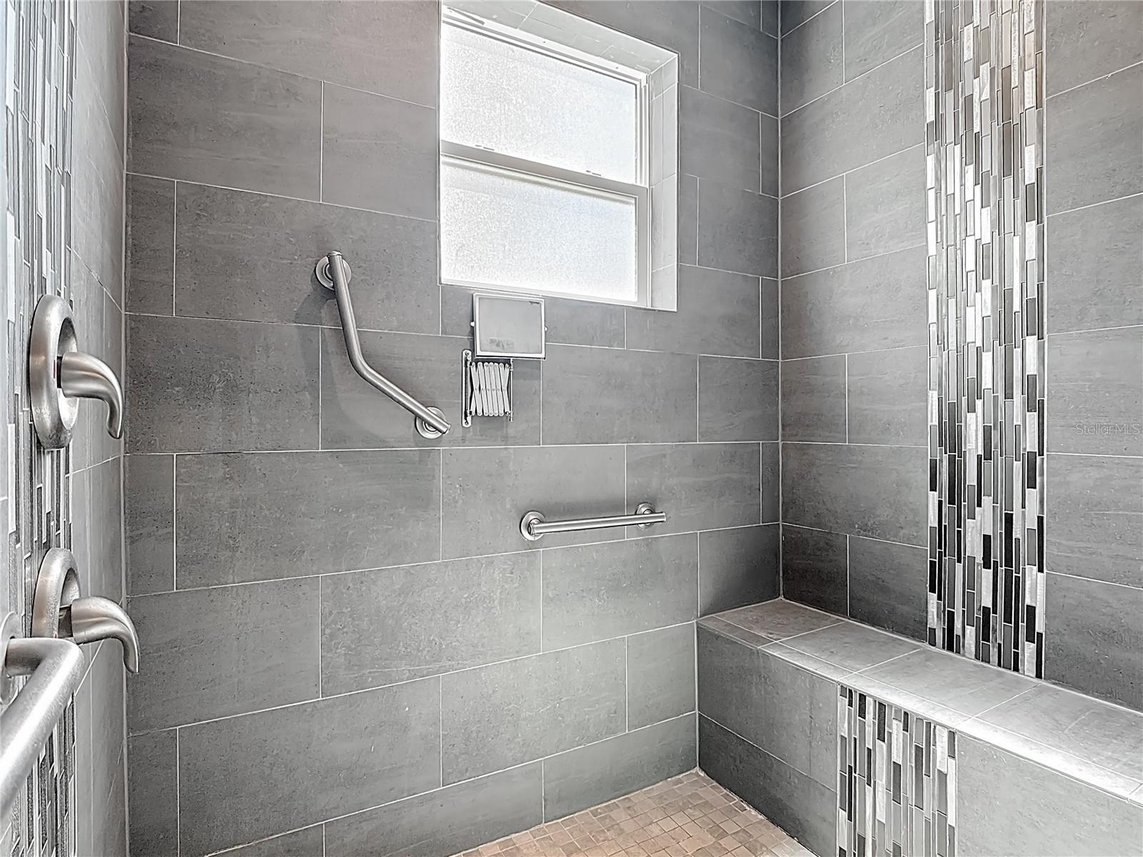 Image 24 of 59 For 1230 Bryn Mawr Avenue