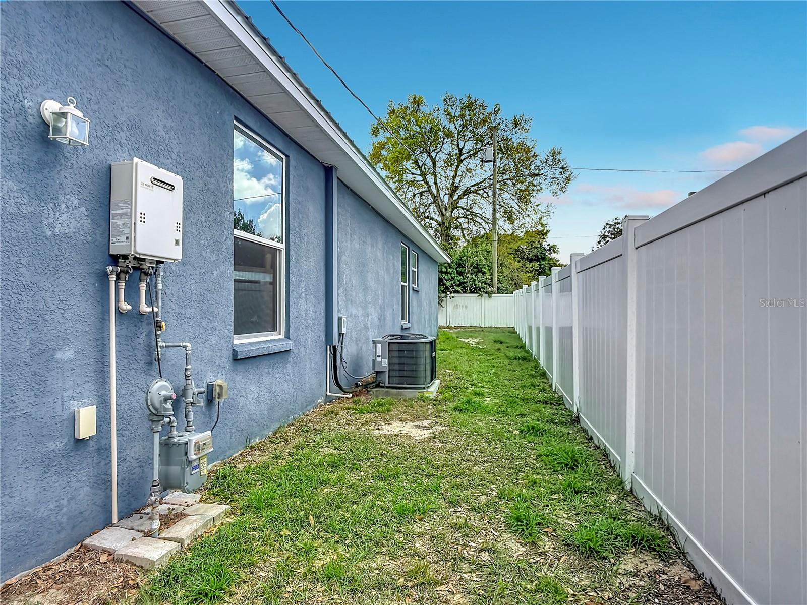 Image 43 of 59 For 1230 Bryn Mawr Avenue