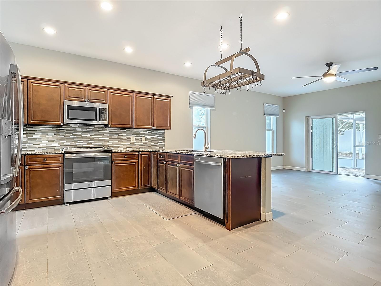 Image 9 of 59 For 1230 Bryn Mawr Avenue