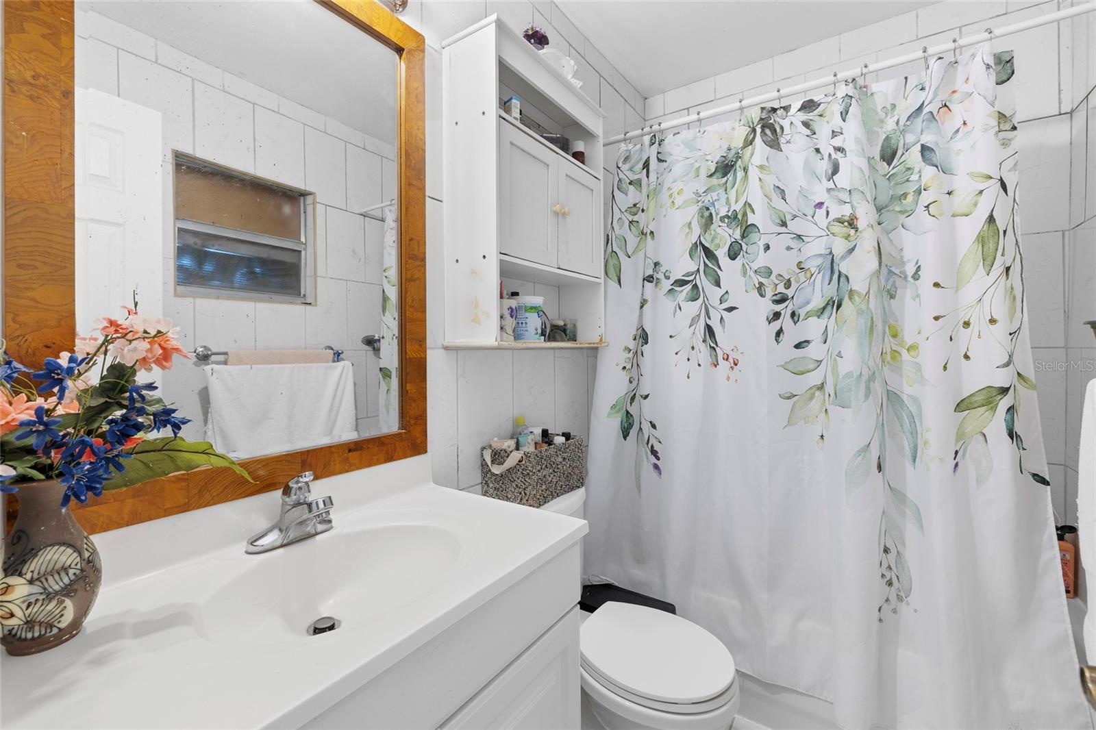 Image 24 of 42 For 5838 Harding Street