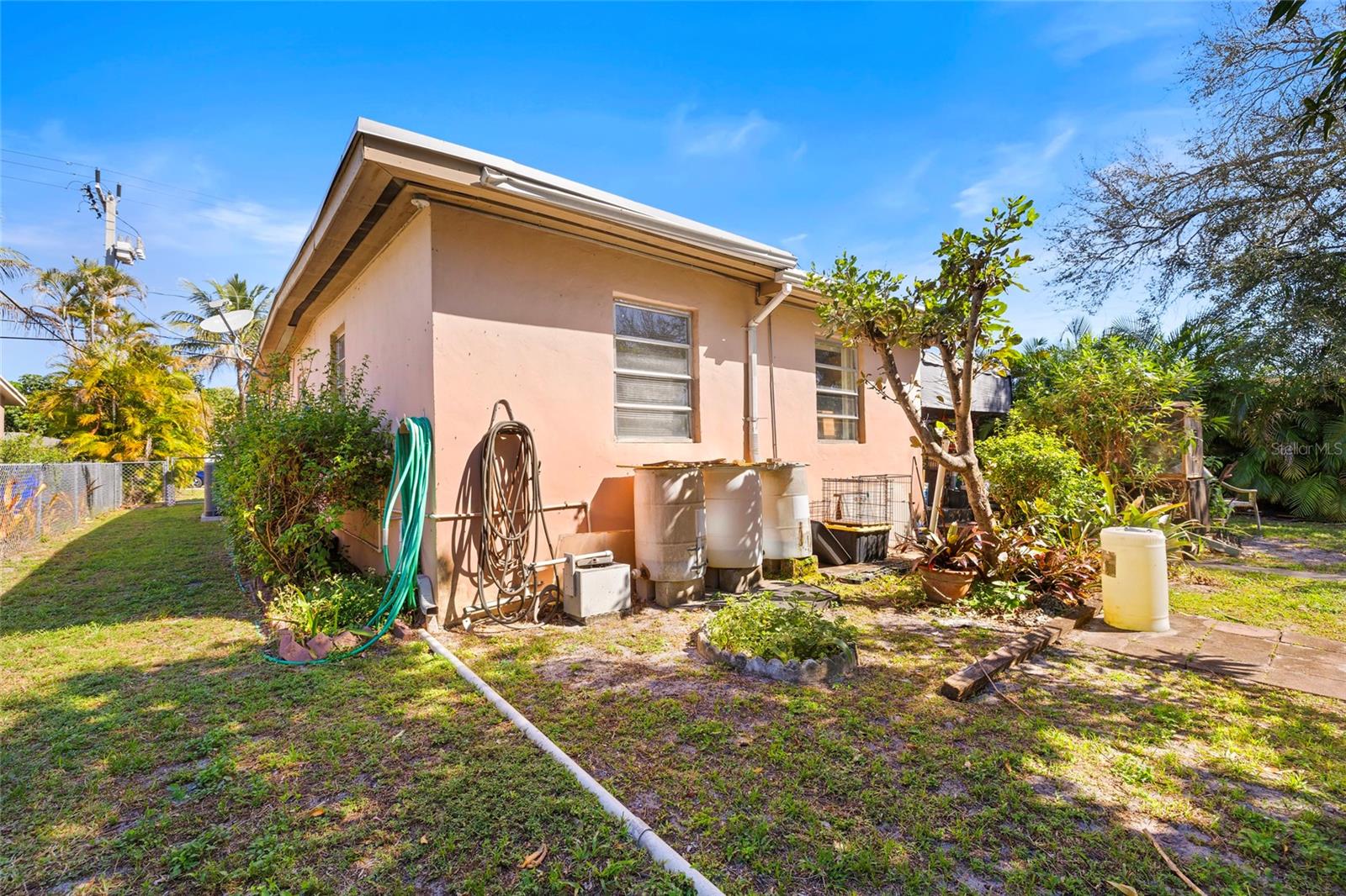 Image 29 of 42 For 5838 Harding Street