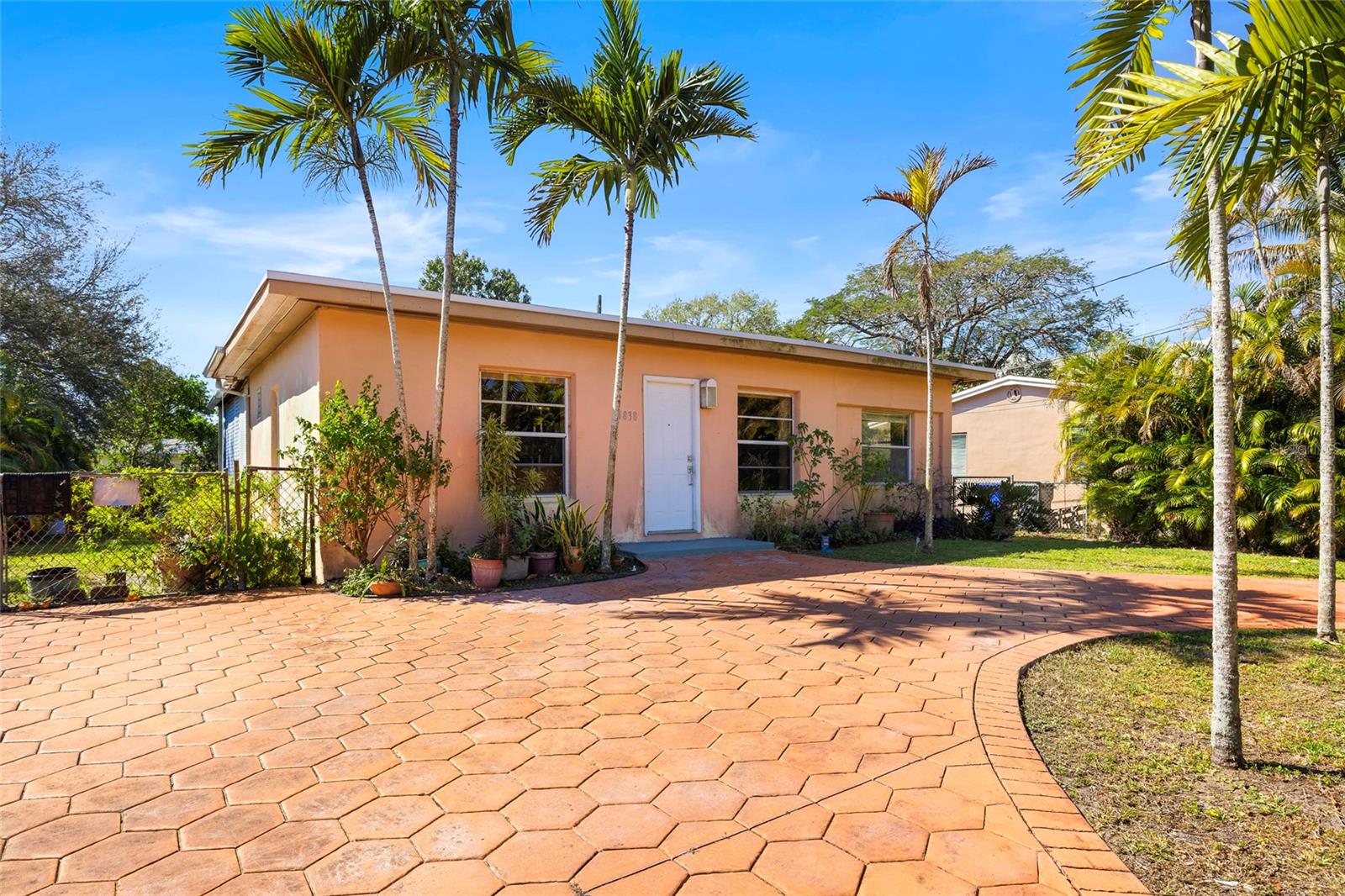 Image 3 of 42 For 5838 Harding Street