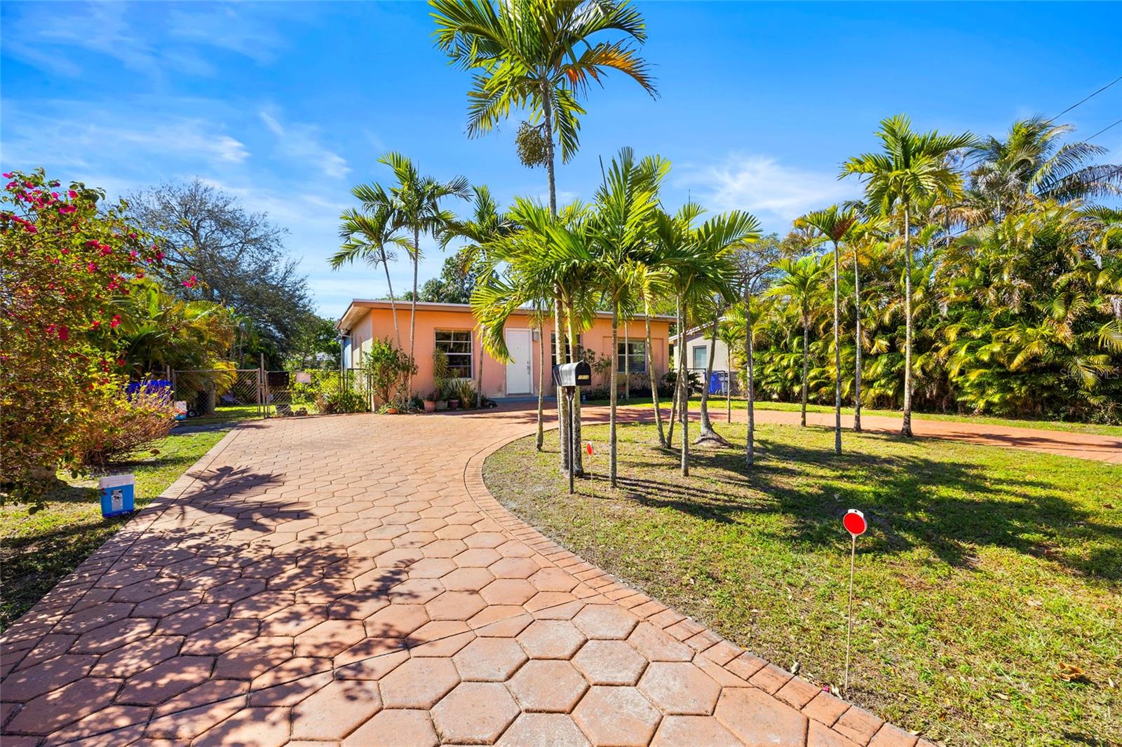 Image 5 of 42 For 5838 Harding Street