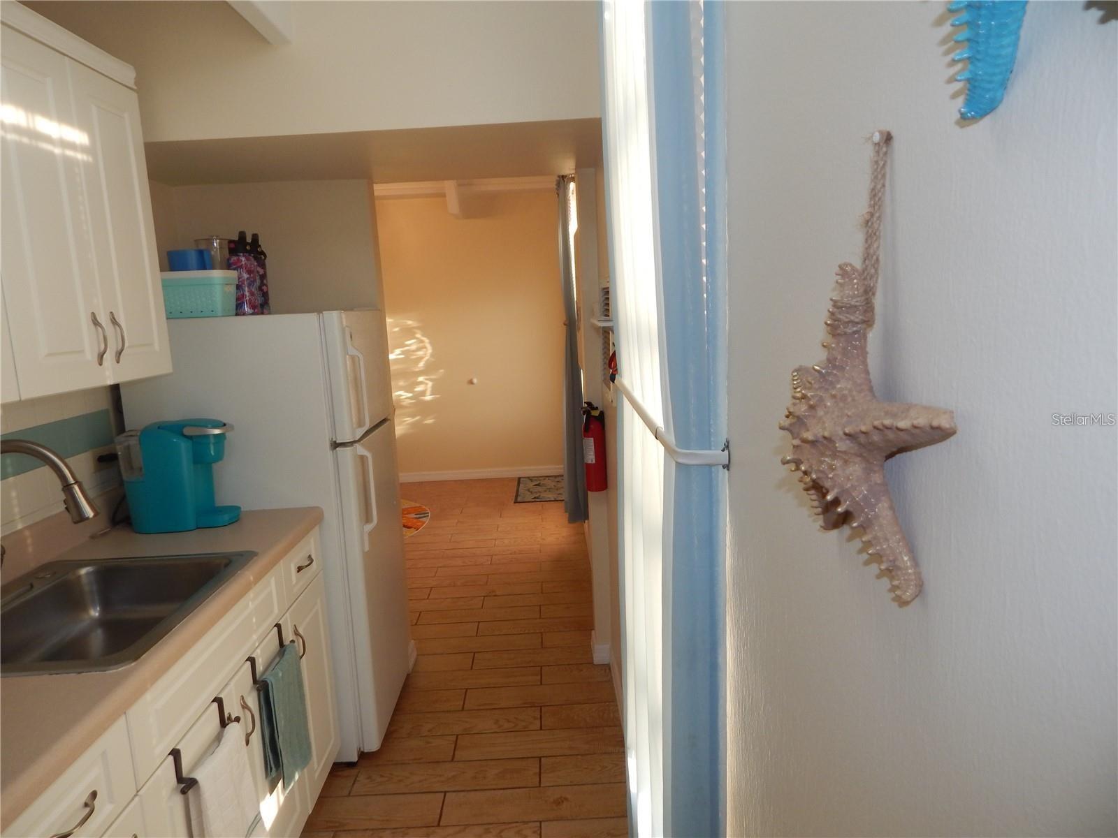 Image 13 of 41 For 105 Club Circle