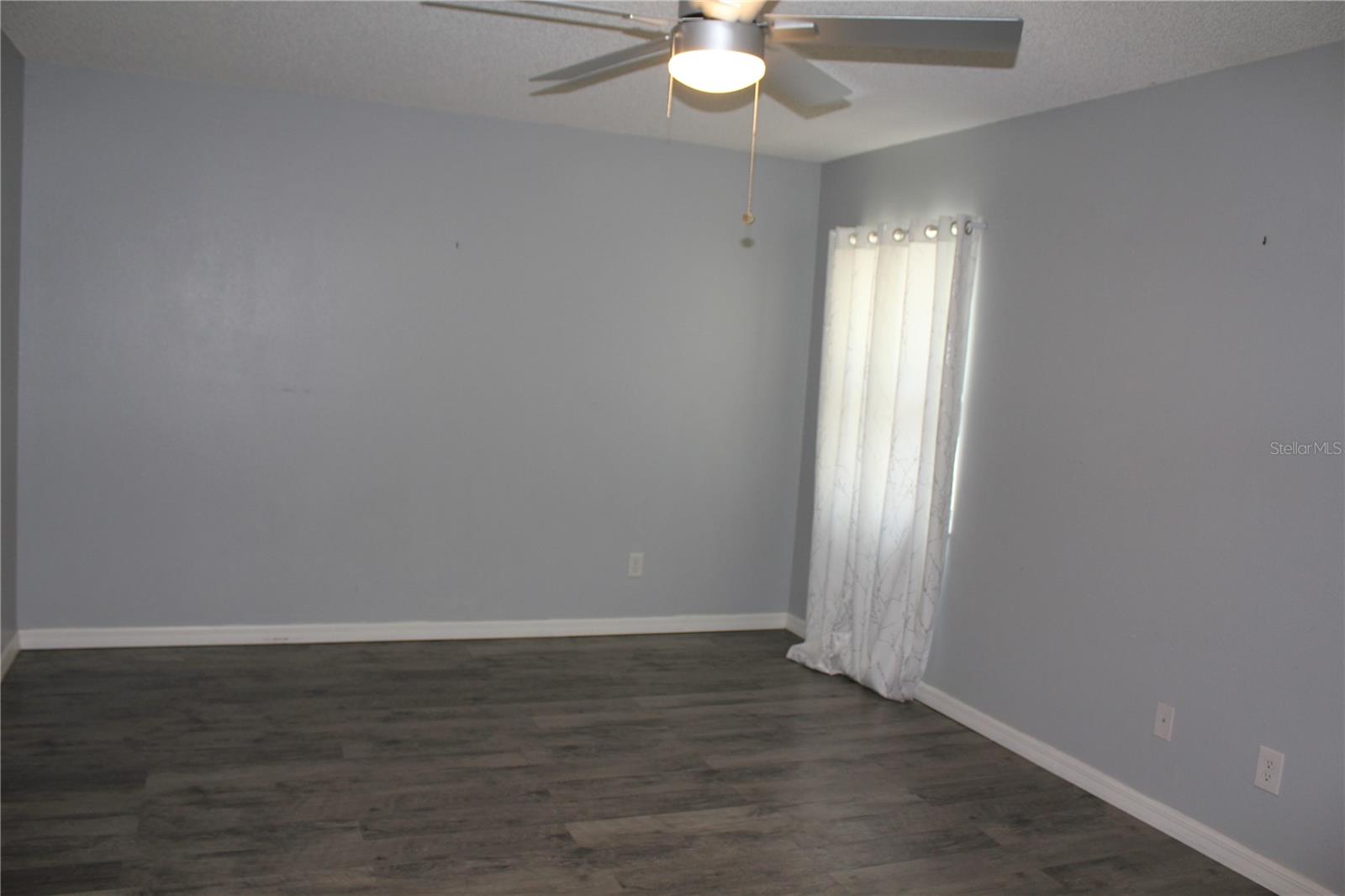 Image 17 of 45 For 1428 Covington Court