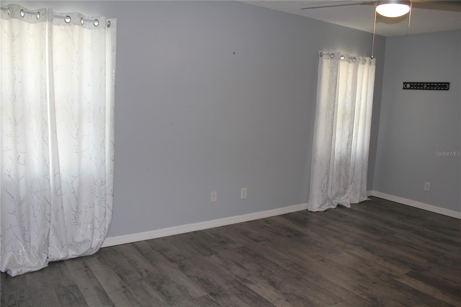 Image 18 of 45 For 1428 Covington Court