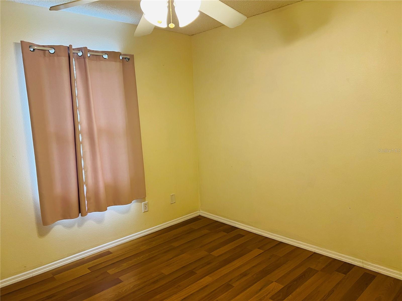 Image 27 of 45 For 1428 Covington Court