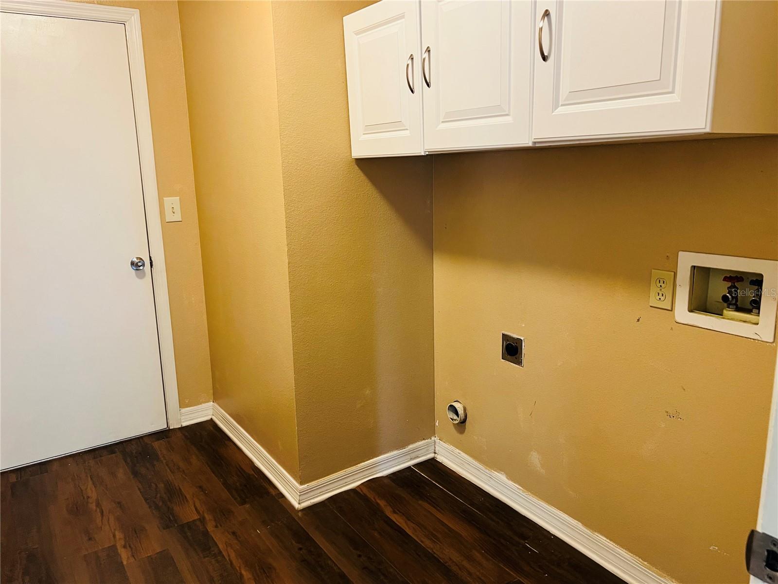 Image 31 of 45 For 1428 Covington Court