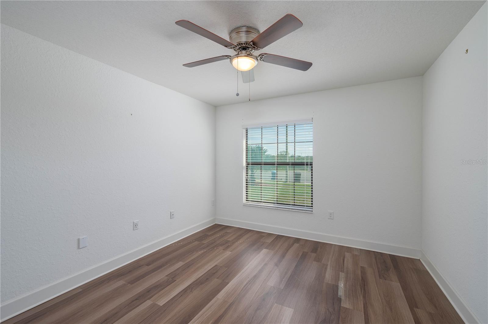 Image 19 of 22 For 343 Dinner Lake Court