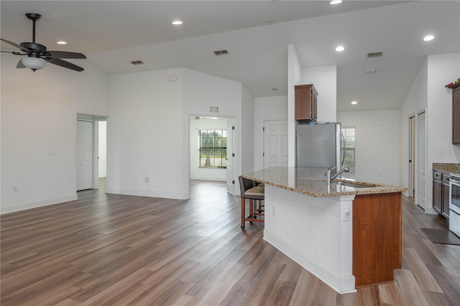 Image 4 of 22 For 343 Dinner Lake Court