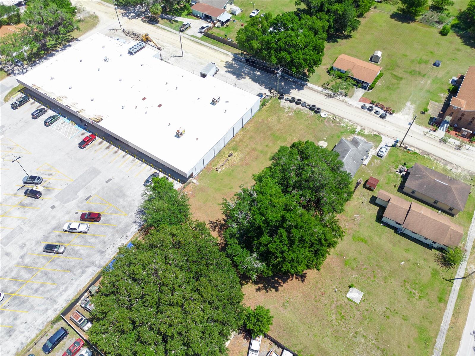 Image 13 of 22 For Lanier Avenue