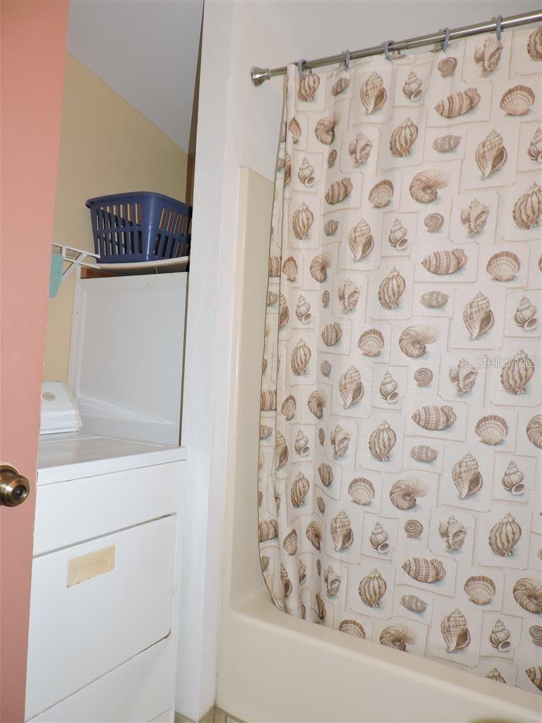 Image 18 of 29 For 2568 Tall Palm Avenue