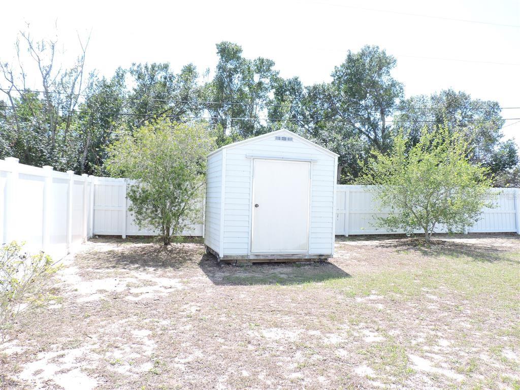 Image 25 of 29 For 2568 Tall Palm Avenue