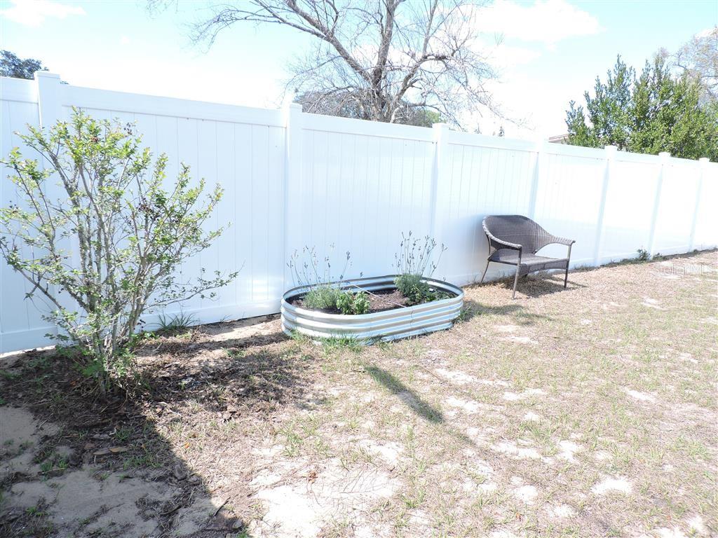 Image 28 of 29 For 2568 Tall Palm Avenue