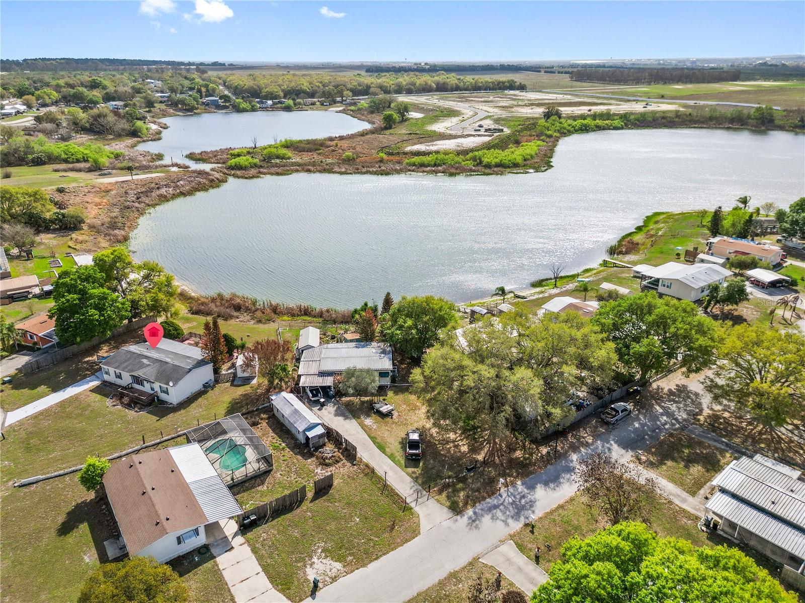 Image 4 of 40 For 116 Carver Street