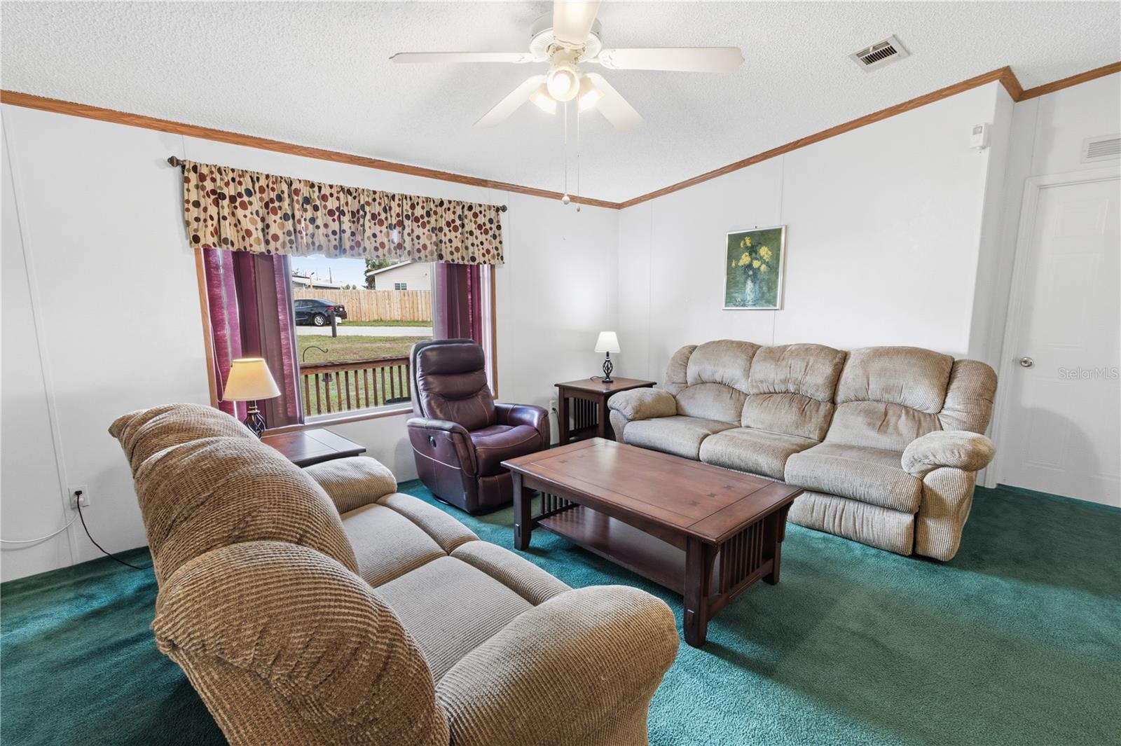 Image 6 of 40 For 116 Carver Street