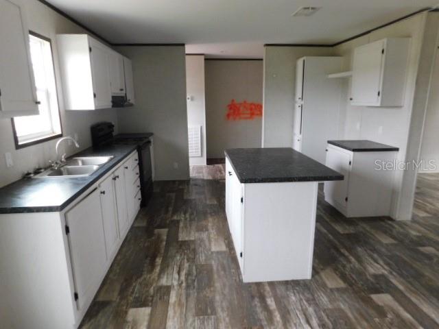 Image 10 of 18 For 8236 Sweden Boulevard