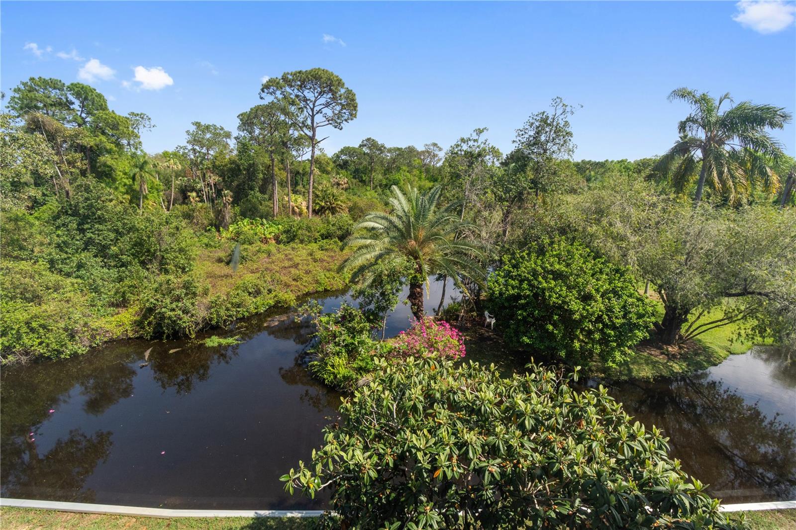 Image 24 of 34 For 200 El Camino Drive 312